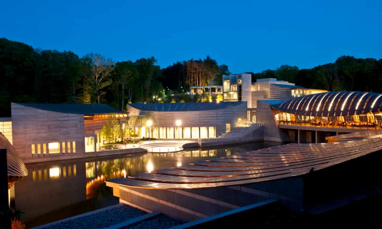 When Is The Best Time To Visit Arkansas Crystal Bridges Museum of American Art