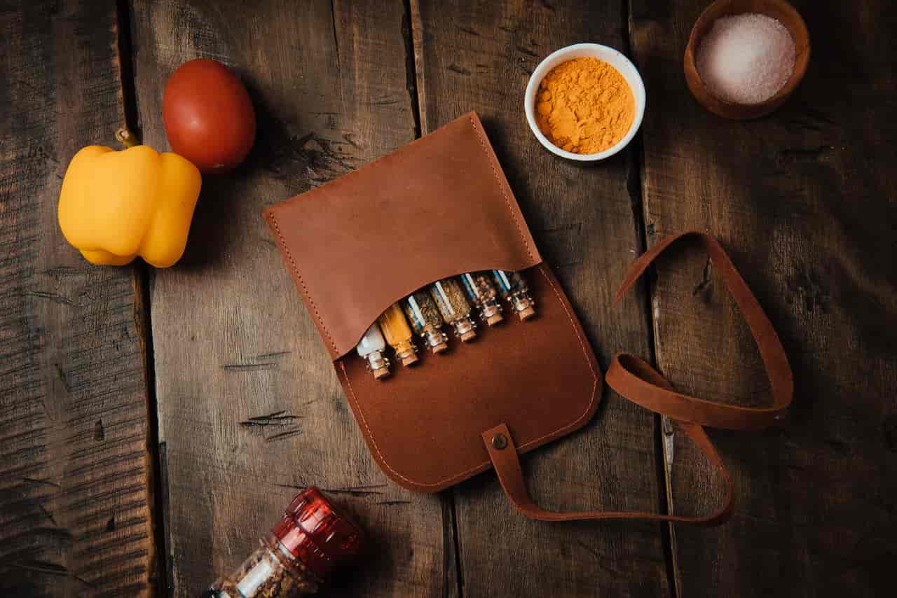 how to pack spices for travel 2