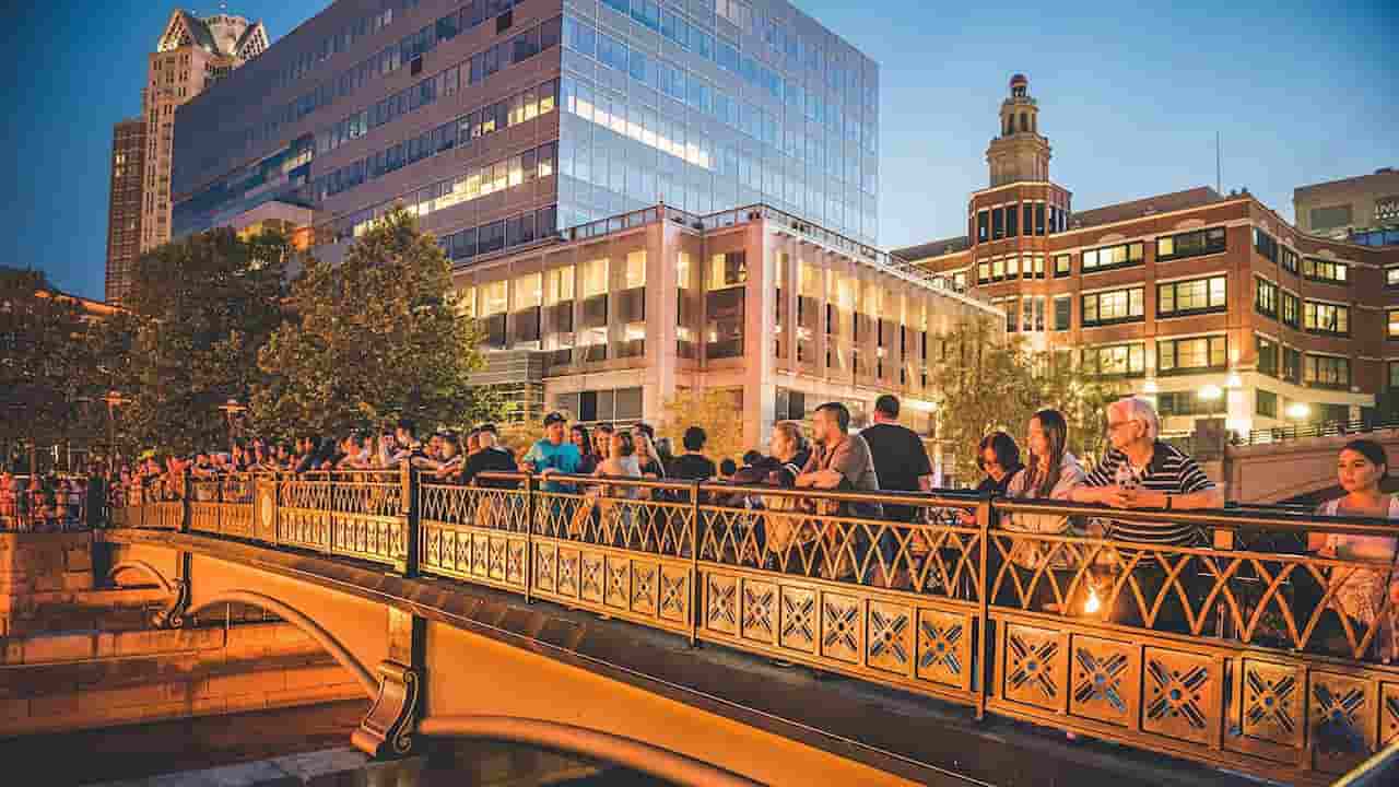 27 Romantic Experiences In Providence RI 3