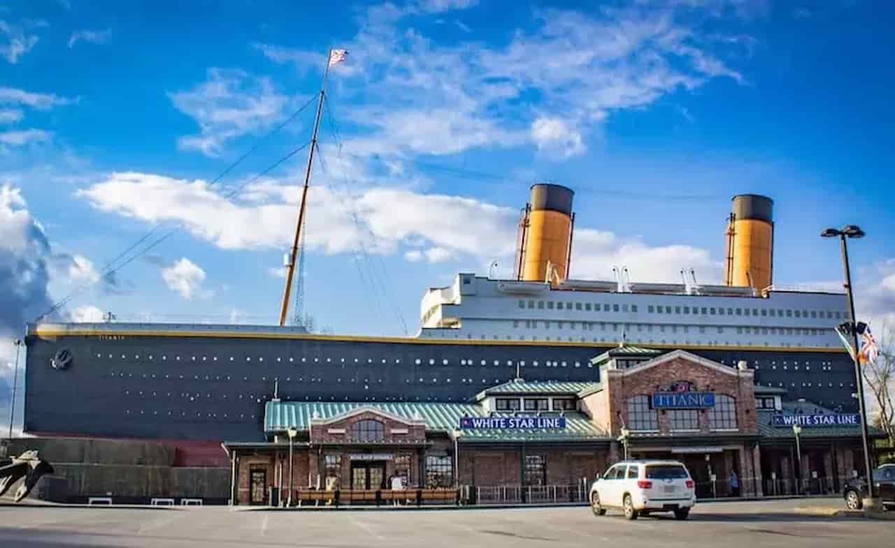 When Is The Best Time To Visit Dollywood Titanic Museum Attraction