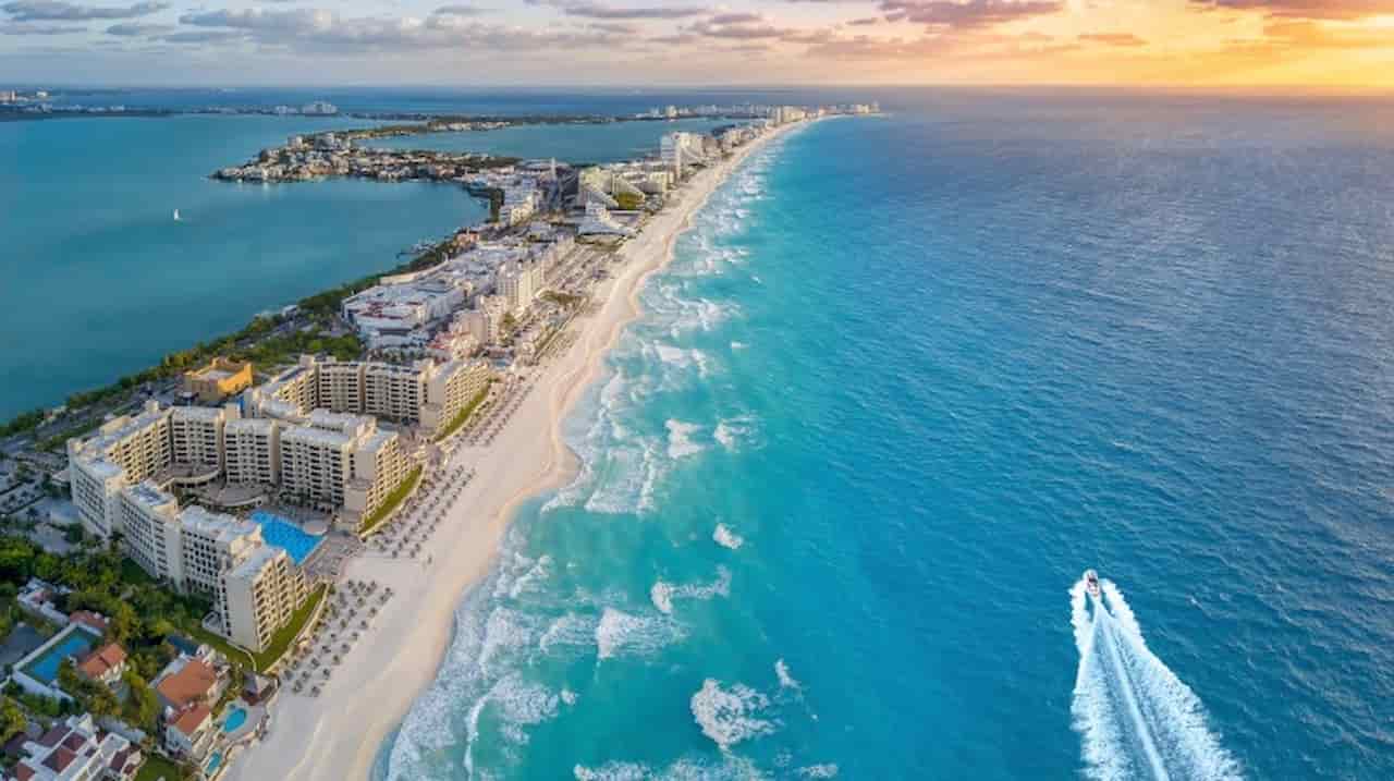 what are the best places to visit in December