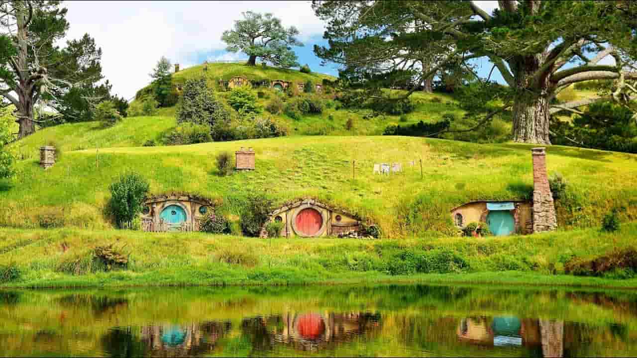 what are the best places to visit in new zealand Hobbiton
