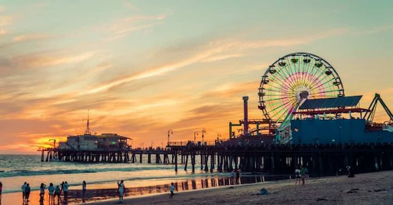 what is the best month to visit santa monica