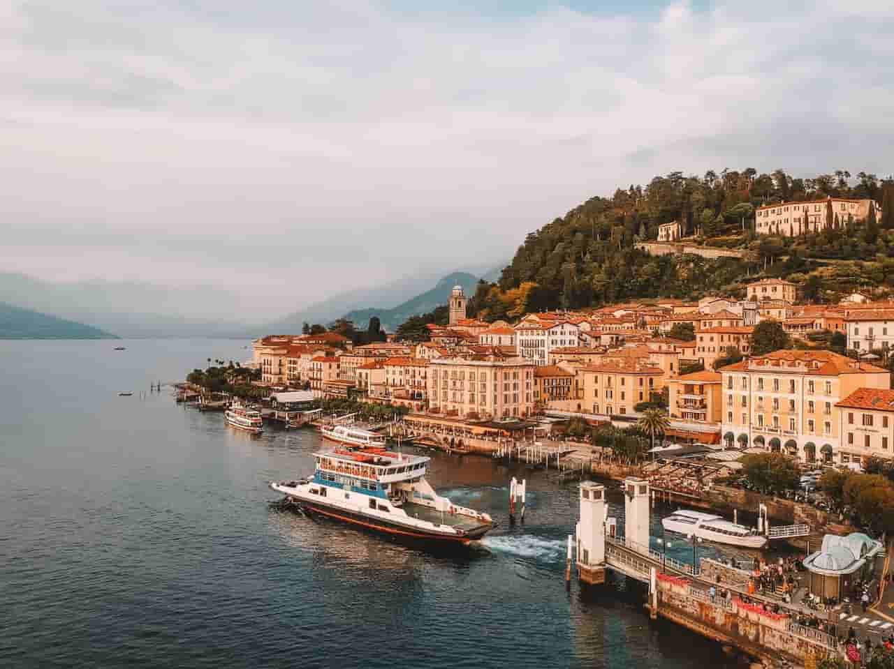 when is the best time to visit lake como Early Fall