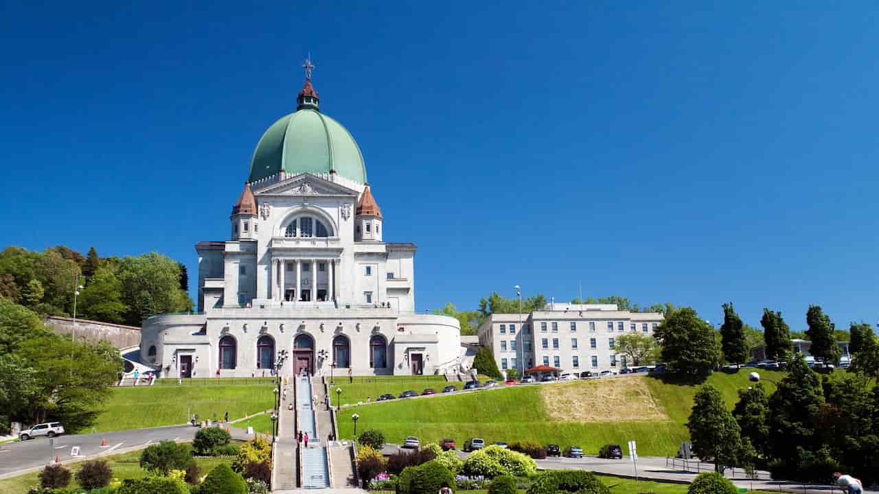 when is the best time to visit montreal Saint Josephs Oratory