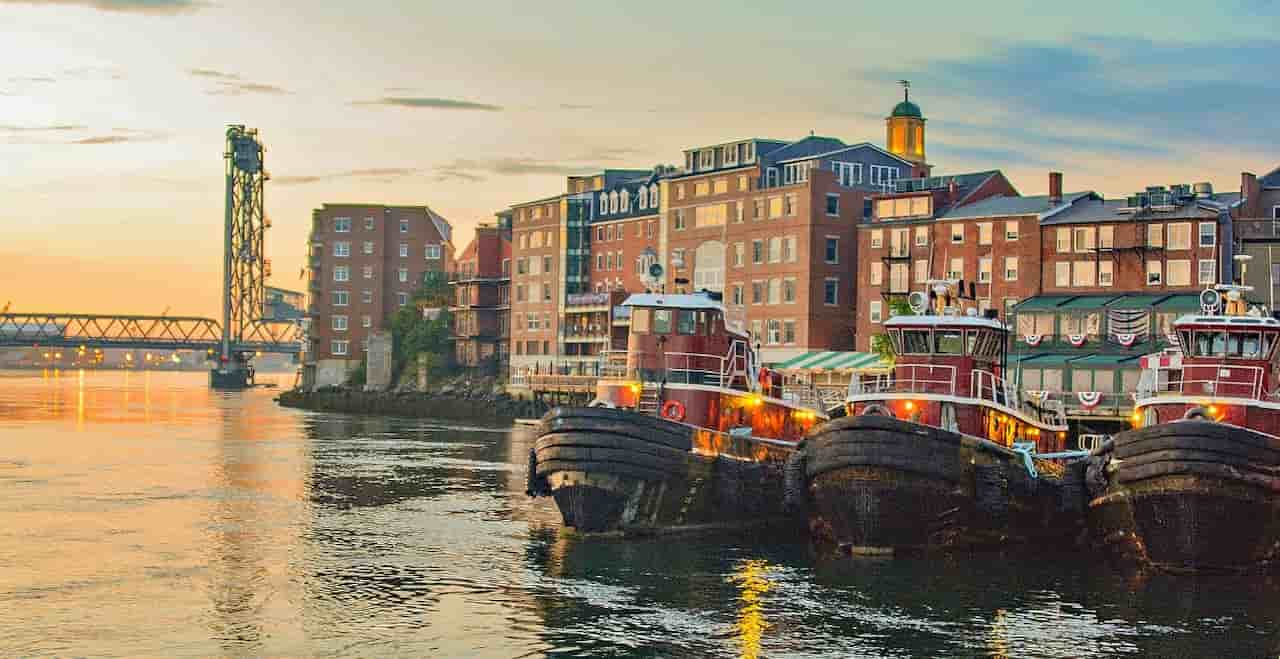 when is the best time to visit new hampshire Portsmouth