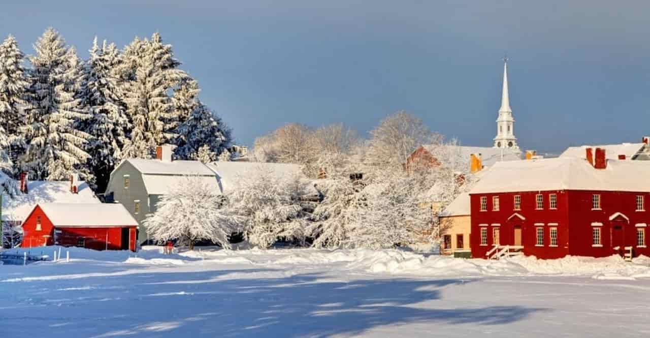 when is the best time to visit new hampshire Winter