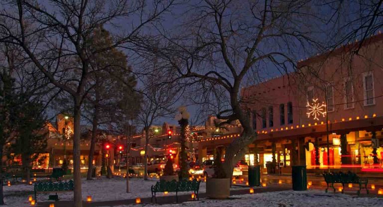 when is the best time to visit santa fe FI