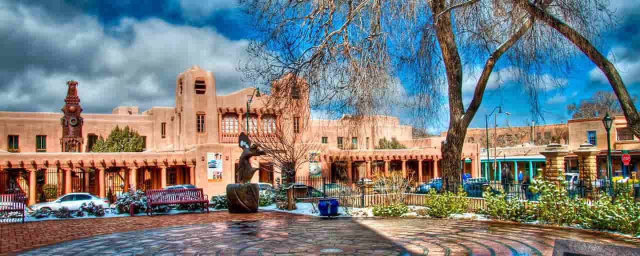 when is the best time to visit santa fe Summer
