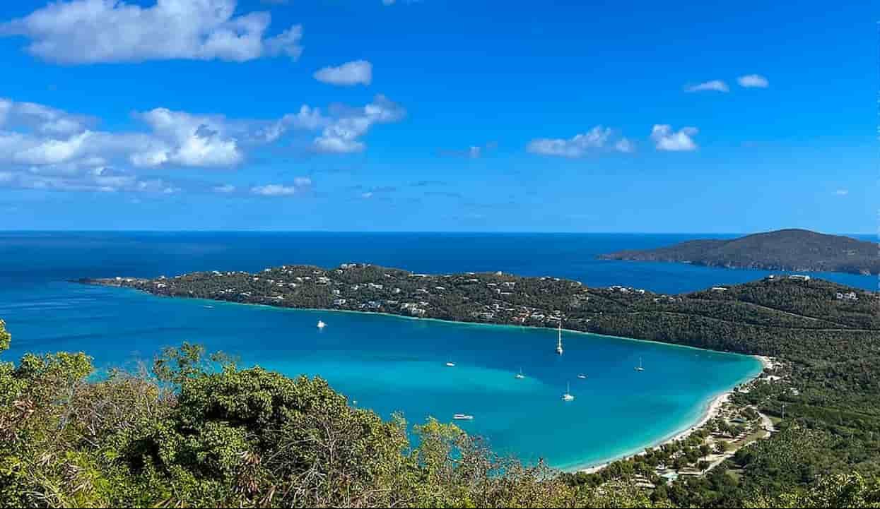 when is the best time to visit st thomas Magens Bay e1722325306959