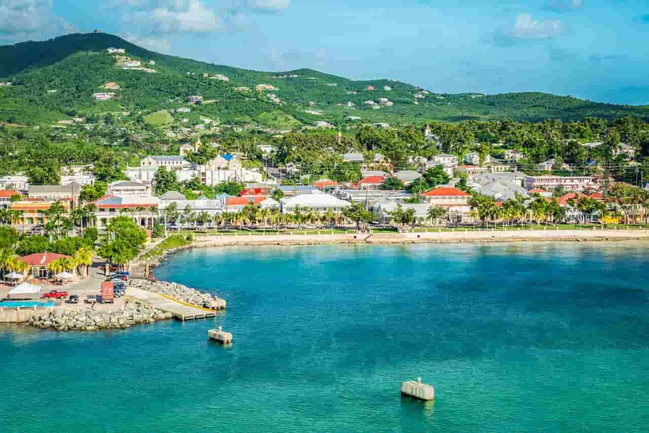 when is the best time to visit the virgin islands St.