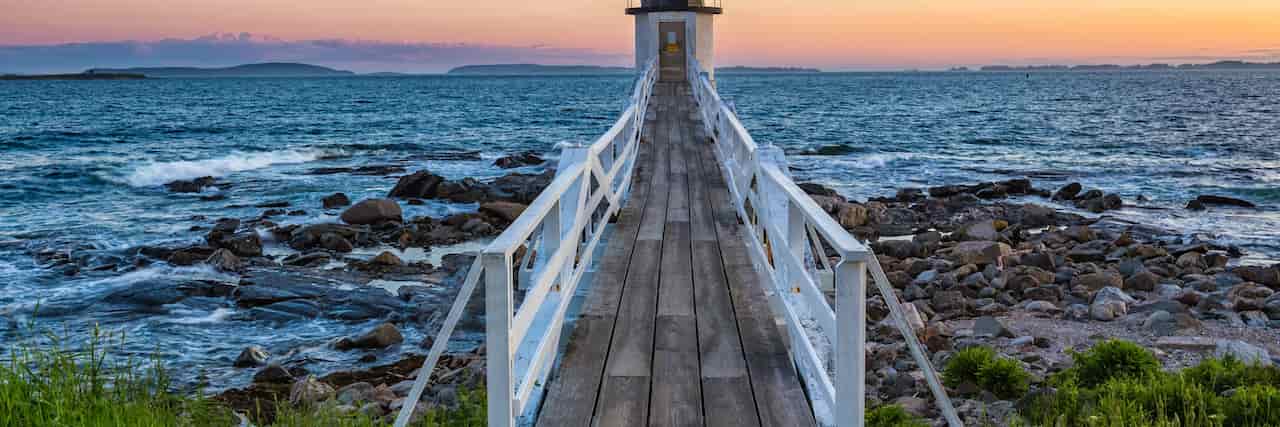 15 Lakefront Rentals In Maine For Your Next Vacation FI
