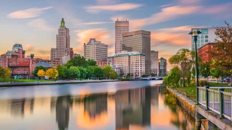 27 Romantic Experiences In Providence RI