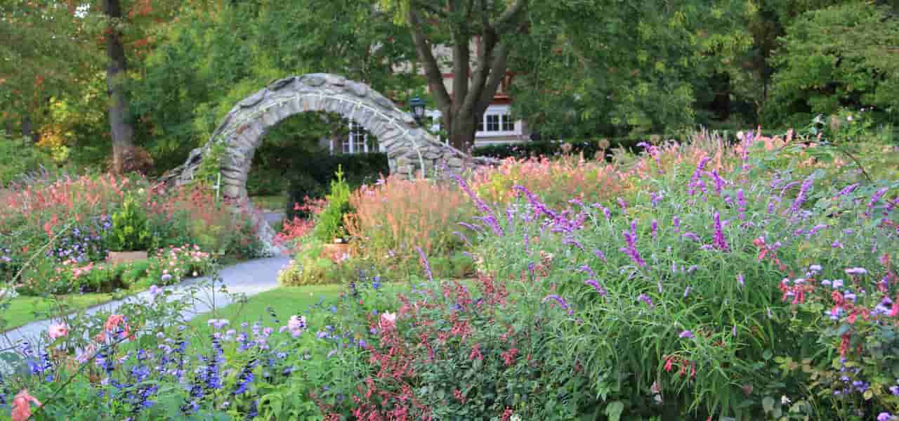 Blithewold Mansion Gardens Arboretum