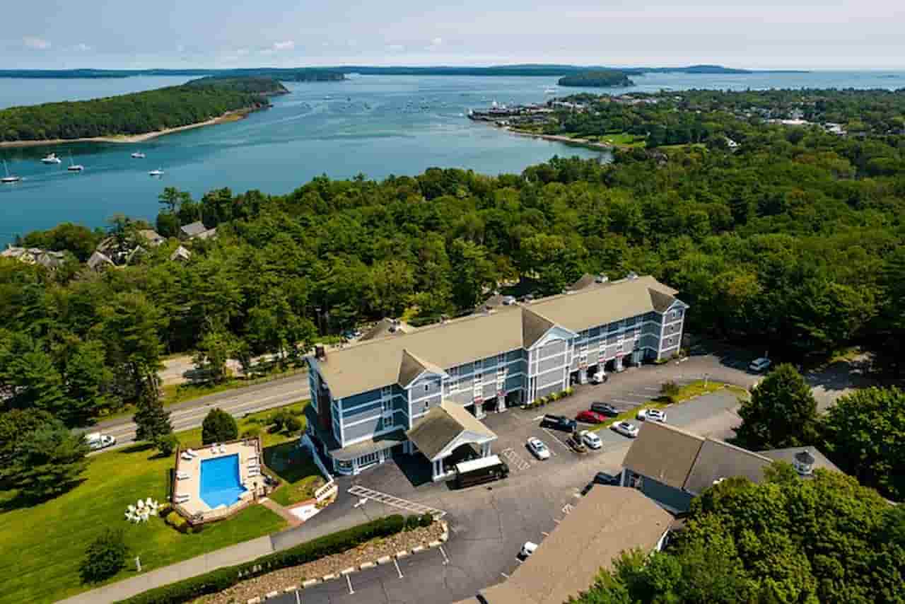 Bluenose Inn