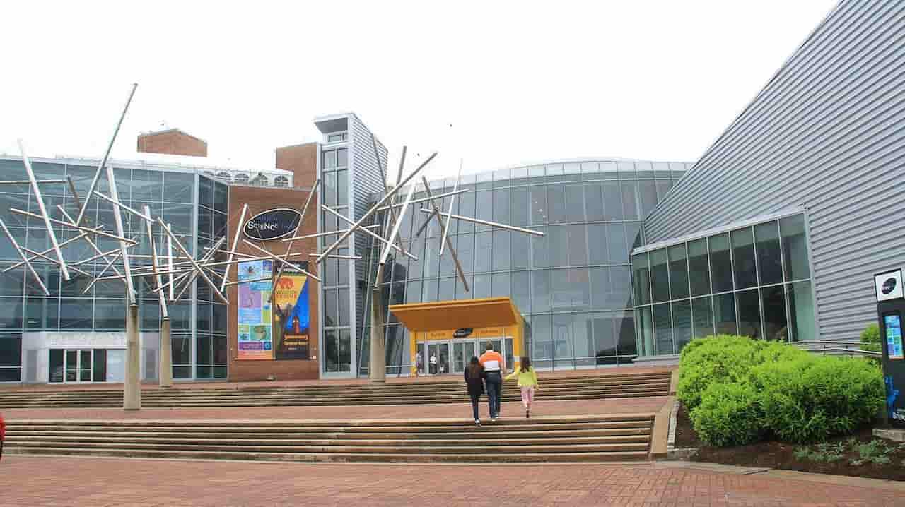 Explore the Maryland Science Center