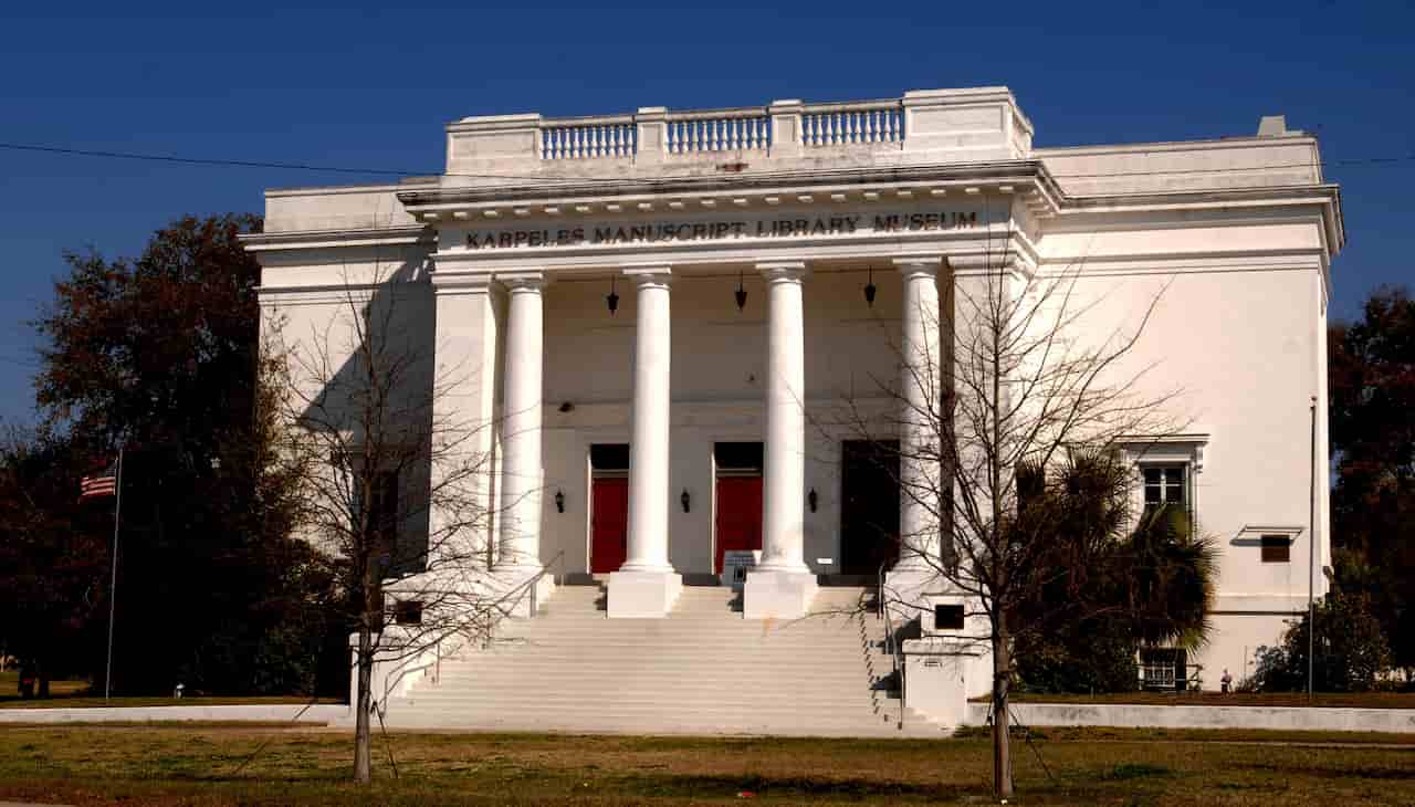 Karpeles Manuscript Library Museum