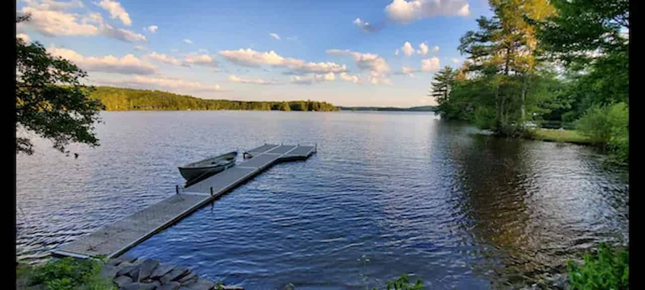 Quaint Cottage On Damariscotta Lake