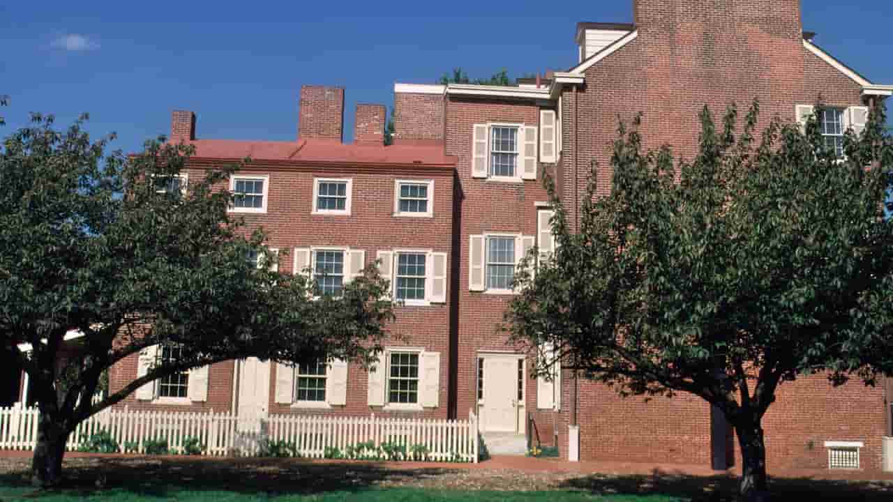 Visit the Edgar Allan Poe House and Museum