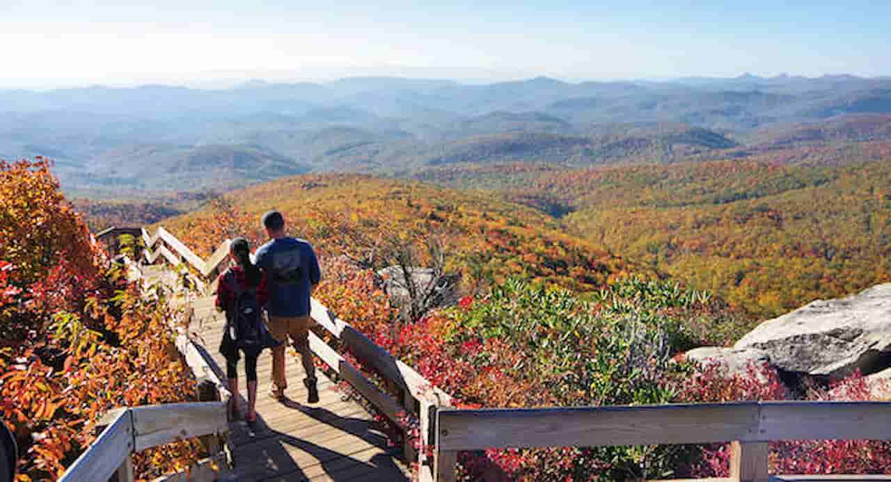 What Is The Best Month To Visit Asheville North Carolina Blue Ridge Parkway