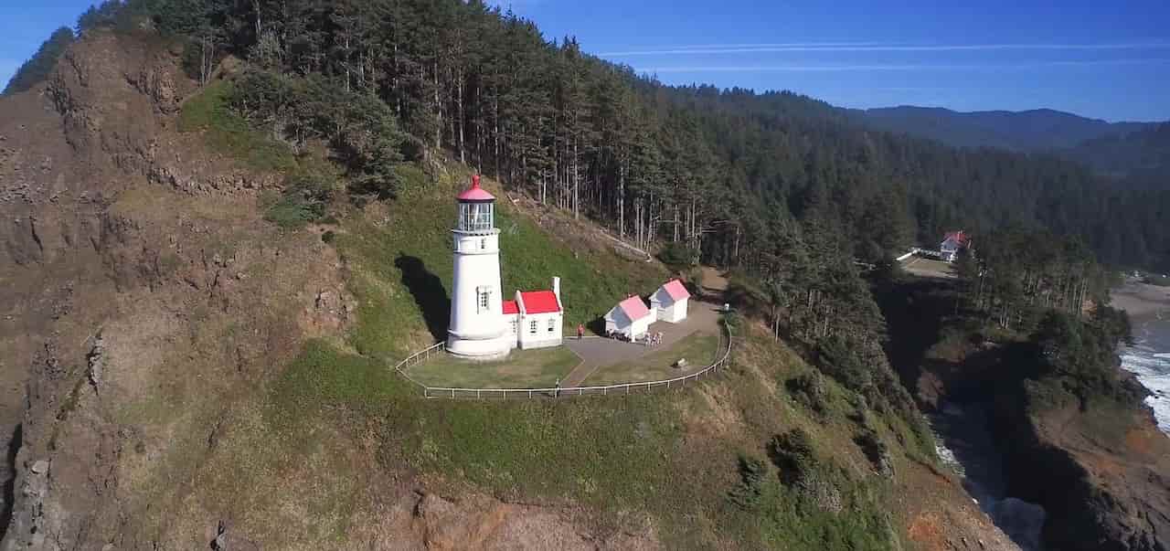 When Is The Best Time To Visit Oregon Coast Heceta Head Lighthouse