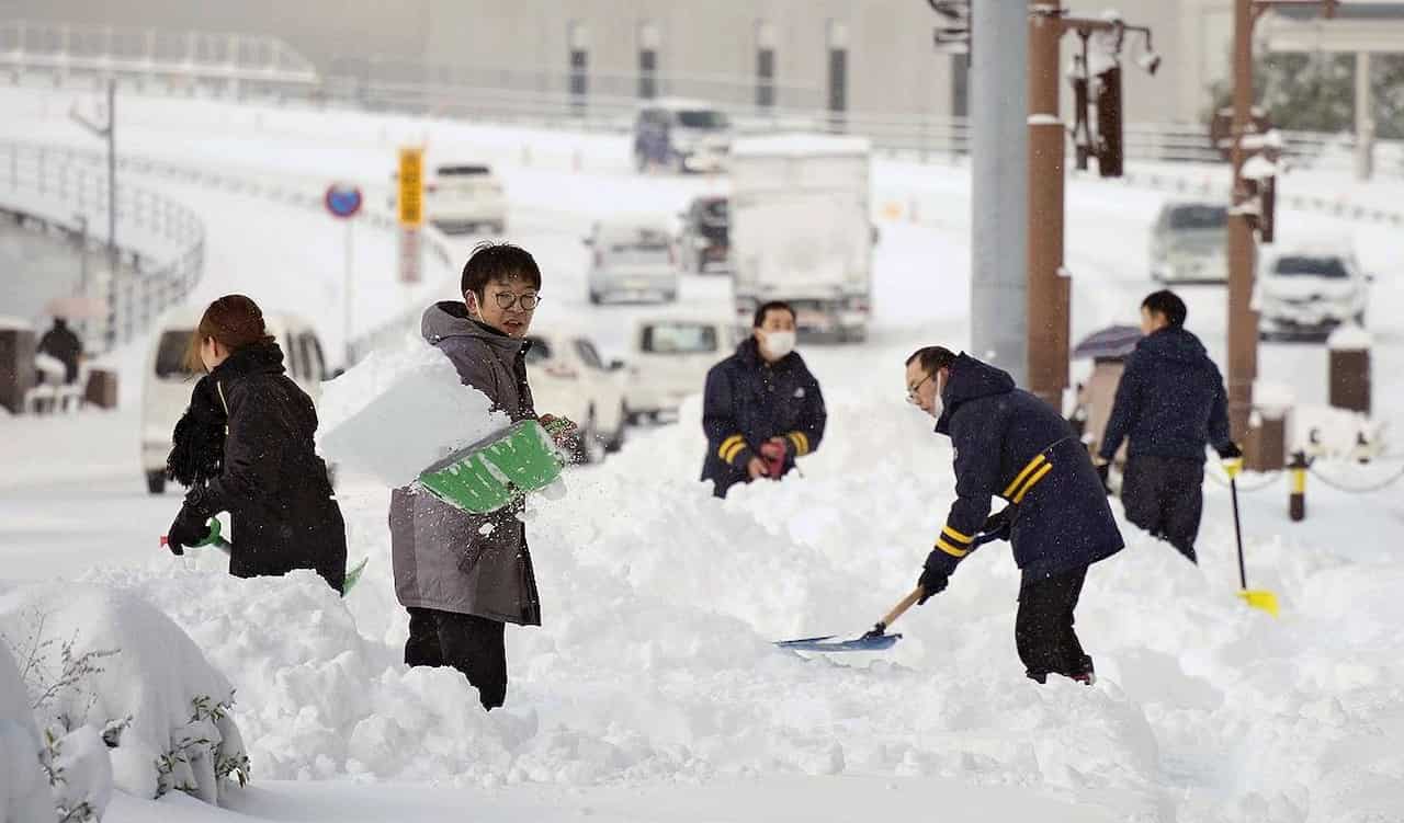 what is the best month to visit okinawa Winter