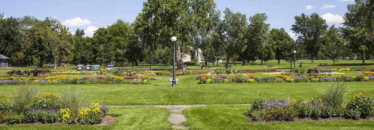 what is the best time to visit Denver Washington Park
