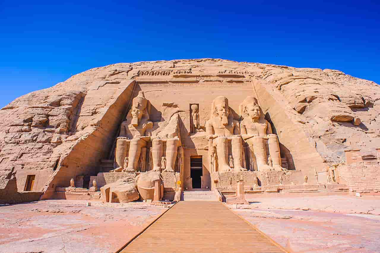 when is the best time to visit egypt and jordan Abu Simbel