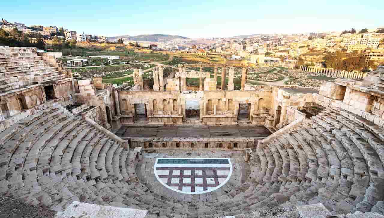 when is the best time to visit egypt and jordan Amman