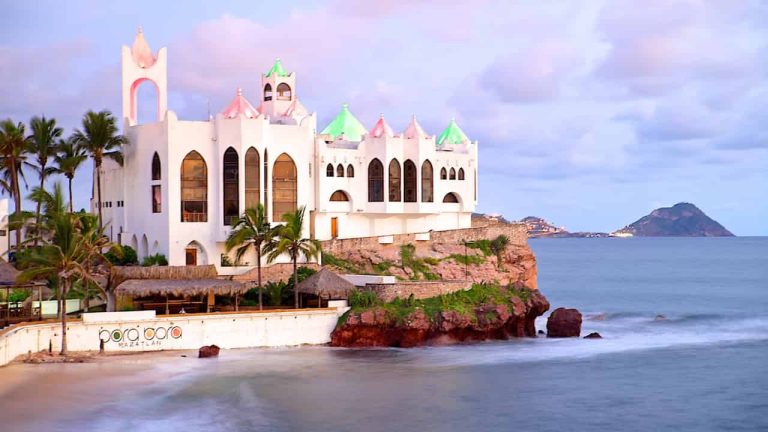 when is the best time to visit mazatlan FI