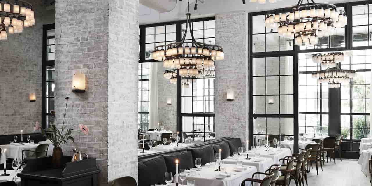 Dine at Le Coucou