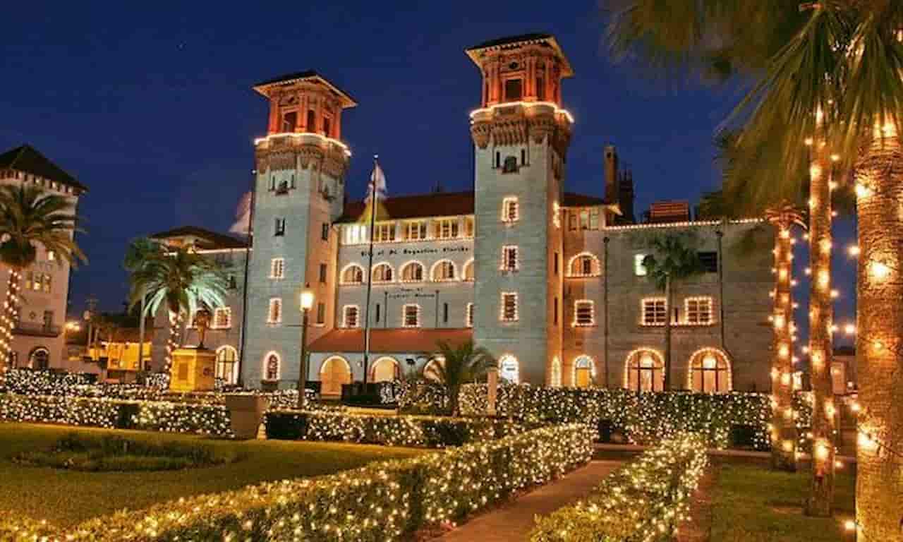 Flagler Colleges Festive Display