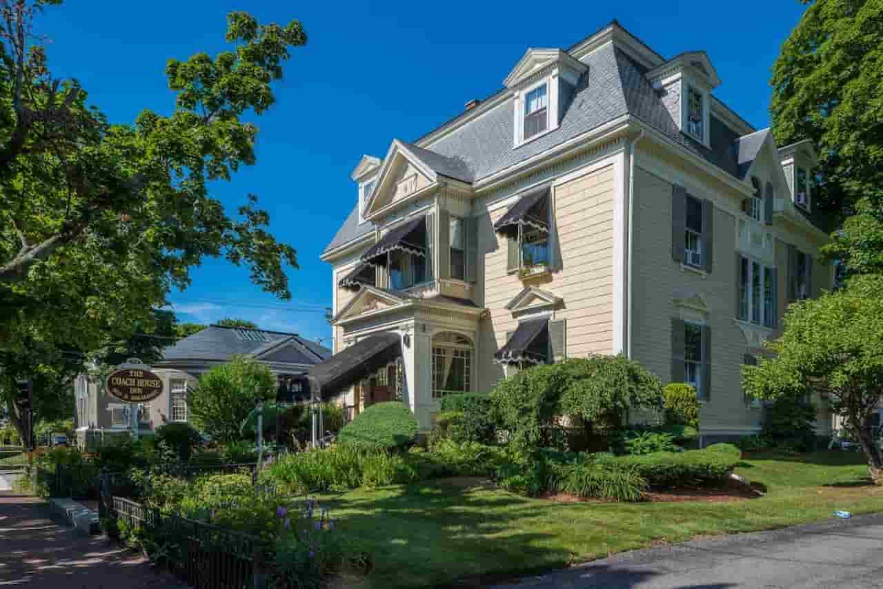 The Coach House Inn Salem Massachusetts