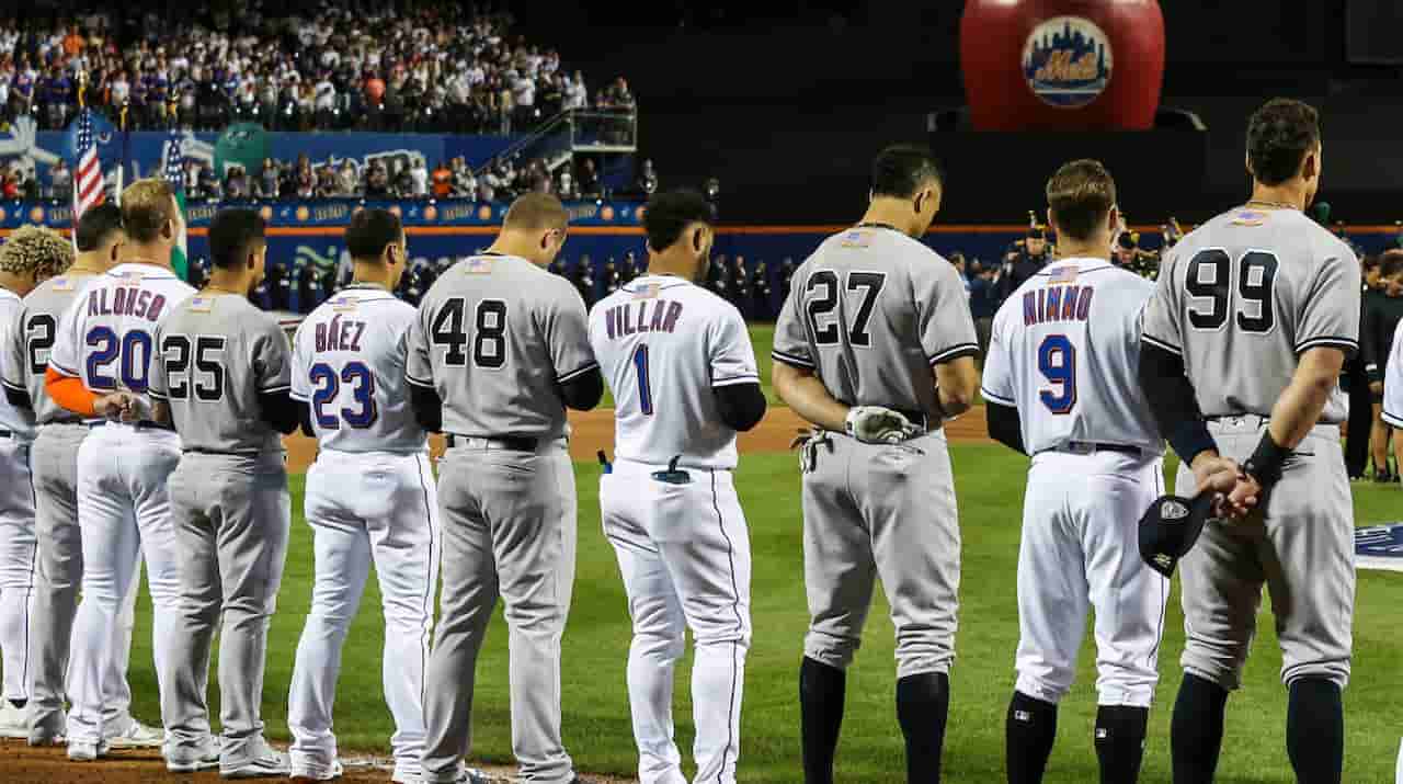 Yankees Or Mets Game NYC